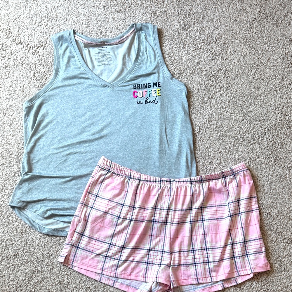 Joyspun Women’s Pajama Set. Size L🩶🩷